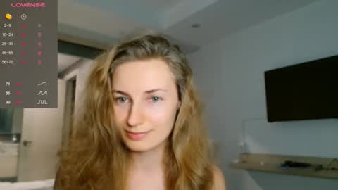 sweety_fruits online show from 10-23-25, 11:20