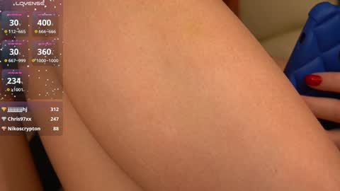 Snapshot of sweety_one_ chatting on 12-17-24, 05:58 Sweety one online show from 12-17-24, 05:58