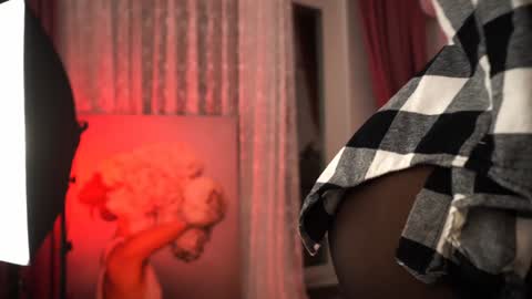 Snapshot of sweety_rinushka_ chatting on 01-06-25, 05:27 Katerina online show from 01-06-25, 05:27