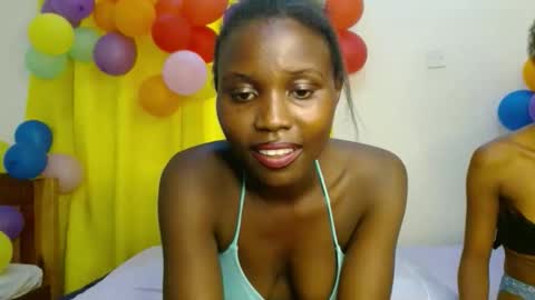 Snapshot of sweety_spixxy chatting on 02-15-26, 02:36 Dolly online show from 02-15-26, 02:36