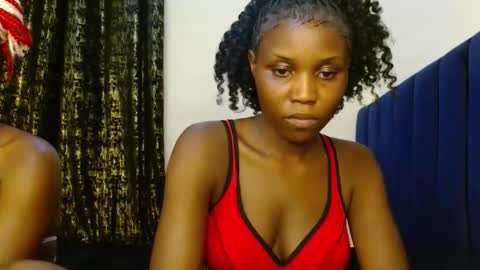 Snapshot of sweety_spixxy chatting on 05-28-26, 04:26 Dolly online show from 05-28-26, 04:26
