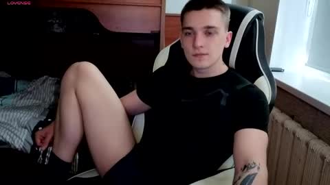 Snapshot of sweetyangeel chatting on 05-18-26, 12:22 Alex online show from 05-18-26, 12:22
