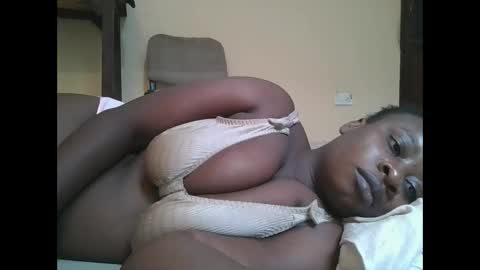 sweetyass25 online show from 02-04-26, 06:52