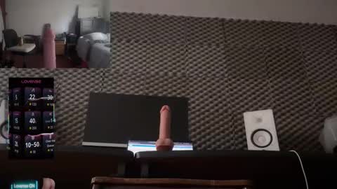 sweetyassboy69 online show from 04-02-26, 11:02