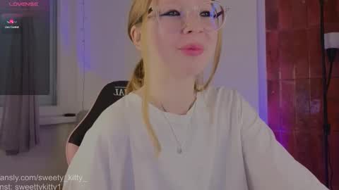 Jenny  give it a sub online show from 03-29-26, 02:39