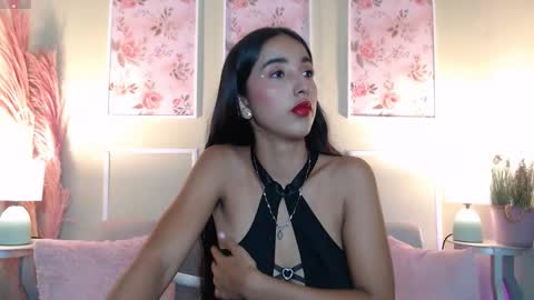 LAURA online show from 01-19-26, 11:58