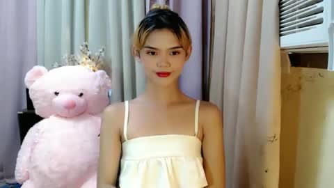 Snapshot of sweetytrannygirlxx chatting on 12-24-24, 04:55 Megan online show from 12-24-24, 04:55