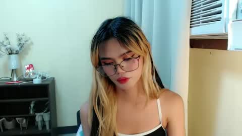 Snapshot of sweetytrannygirlxx chatting on 01-24-25, 08:44 Megan online show from 01-24-25, 08:44