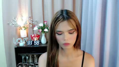 Snapshot of sweetytrannygirlxx chatting on 10-03-25, 03:58 Megan online show from 10-03-25, 03:58