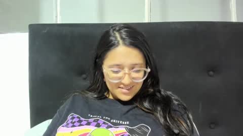 sweetyypeach online show from 02-01-25, 04:24