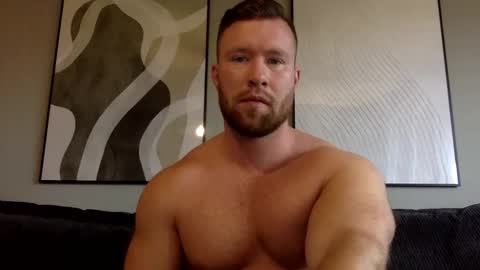 Snapshot of swekingxx chatting on 11-04-25, 11:31 swekingxx online show from 11-04-25, 11:31