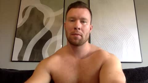 Snapshot of swekingxx chatting on 11-09-25, 11:08 swekingxx online show from 11-09-25, 11:08