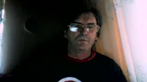 Snapshot of swergiu333 chatting on 02-18-26, 06:09 Raymond online show from 02-18-26, 06:09