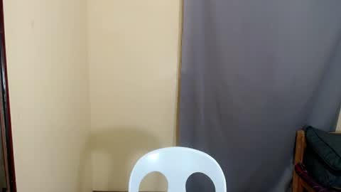 Snapshot of swetty_naughty chatting on 06-27-26, 02:01 Mae online show from 06-27-26, 02:01