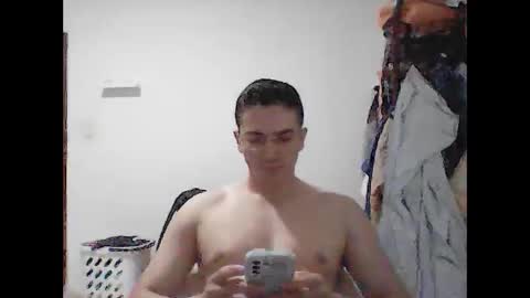 Nadador Latino online show from 04-19-26, 10:56