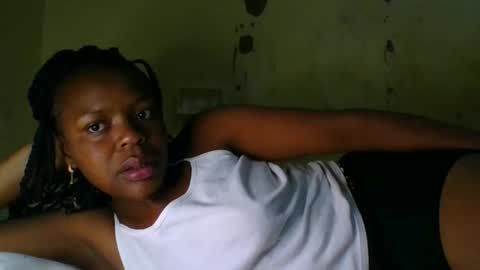 Snapshot of swit_seduction chatting on 05-13-26, 05:27 swit_seduction online show from 05-13-26, 05:27