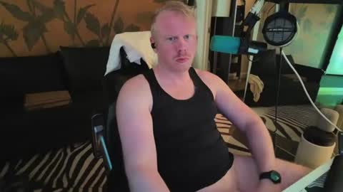 Snapshot of switchdean chatting on 07-23-26, 04:49 Switch online show from 07-23-26, 04:49