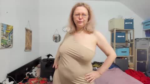 switchlorenx online show from 12-06-24, 01:18