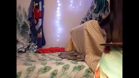 Snapshot of swollenclitneedsdad chatting on 11-22-25, 08:35 swollenclitneedsdad online show from 11-22-25, 08:35