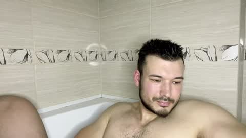 Snapshot of swordmansoul chatting on 12-21-24, 02:37 swordmansoul online show from 12-21-24, 02:37