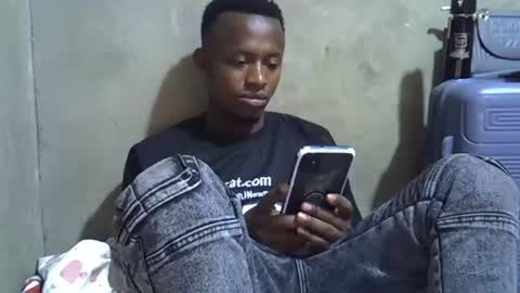 Snapshot of swthairy_dick chatting on 06-28-26, 04:35 swthairy_dick online show from 06-28-26, 04:35