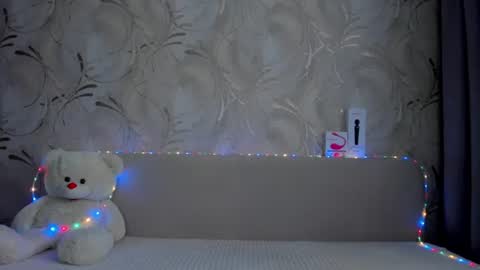 Snapshot of swweetangel chatting on 02-01-25, 10:15 Ana online show from 02-01-25, 10:15