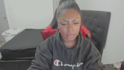 Snapshot of sxamleuy chatting on 07-07-26, 06:47 sxamleuy online show from 07-07-26, 06:47