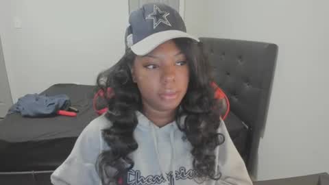 Snapshot of sxamleuy chatting on 07-09-26, 04:38 sxamleuy online show from 07-09-26, 04:38