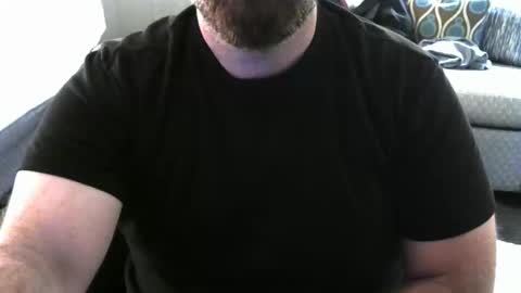 Snapshot of sxydadbod chatting on 10-31-25, 02:18 sxydadbod online show from 10-31-25, 02:18