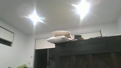 sxylegsturnmeon online show from 03-11-25, 10:29