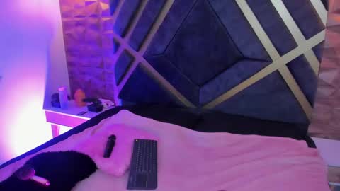 Snapshot of sydney_miller_ chatting on 04-30-26, 11:31 Sydney online show from 04-30-26, 11:31