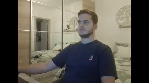 syl092 online show from 10-14-25, 05:03