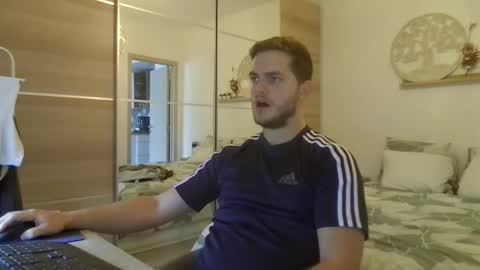 syl092 online show from 10-15-25, 03:23