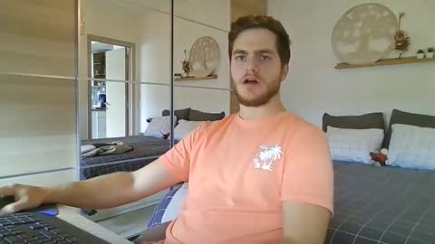 syl092 online show from 11-24-25, 12:27