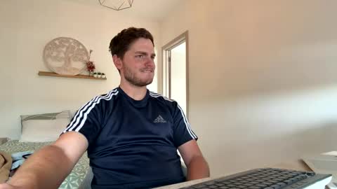 syl092 online show from 04-10-26, 01:16