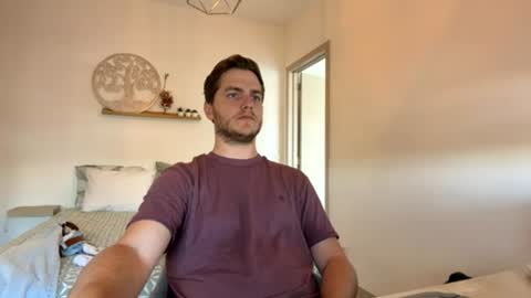 Snapshot of syl092 chatting on 07-17-26, 12:12 syl092 online show from 07-17-26, 12:12