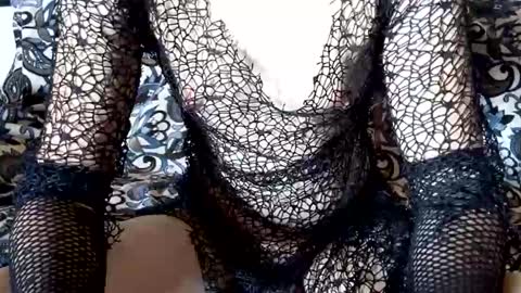 Sylexia online show from 10-17-25, 06:43