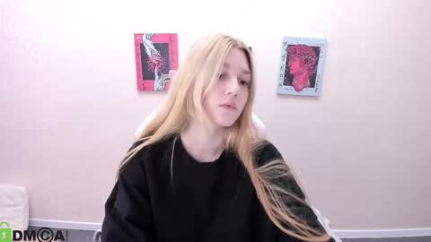 Snapshot of sylvia_ortiz chatting on 09-18-25, 07:54 Sylvia online show from 09-18-25, 07:54