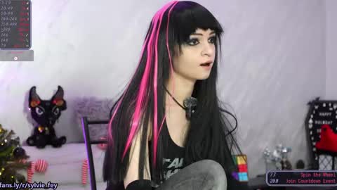 Sylvie online show from 12-20-25, 02:29