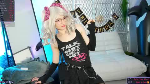 Sylvie online show from 08-02-26, 02:21
