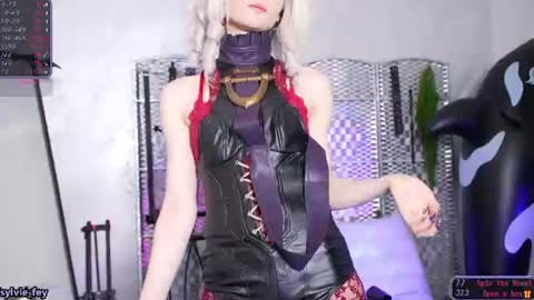 Sylvie online show from 08-10-26, 01:42
