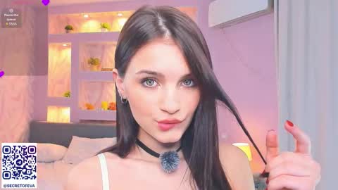 Snapshot of synne_glows chatting on 11-19-25, 07:03 Eva online show from 11-19-25, 07:03