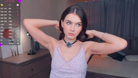 Snapshot of synne_glows chatting on 02-09-26, 07:01 Eva online show from 02-09-26, 07:01