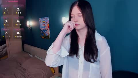 Emily online show from 09-26-25, 04:27