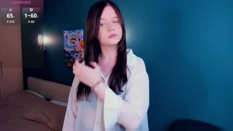 Emily online show from 09-27-25, 04:17