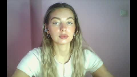 Snapshot of syrami chatting on 06-30-26, 06:36 syrami online show from 06-30-26, 06:36