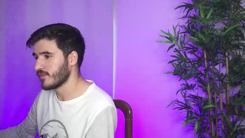 t0ny_wylie online show from 10-03-25, 12:02