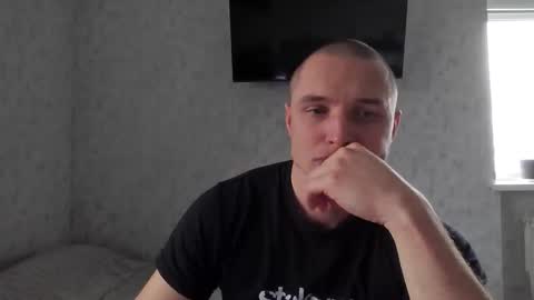 Den online show from 11-12-25, 08:04