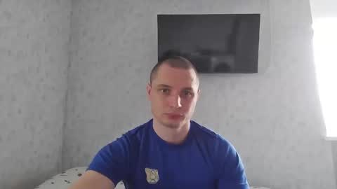 Snapshot of t30t chatting on 05-21-26, 05:14 Den online show from 05-21-26, 05:14