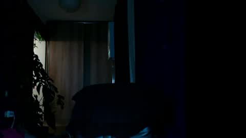 Huracane online show from 02-21-25, 05:53